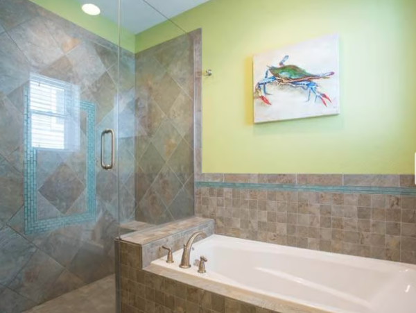 Luxurious Oceanfront Estate in Kill Devil Hills - Perfect for Large Groups